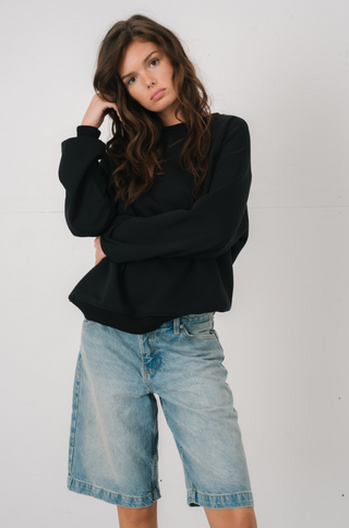 Haliey Basic Crewneck in Black · effortless scandi crewneck for women from ITS MAY
