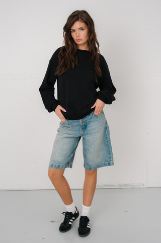 Haliey Basic Crewneck in Black · effortless scandi crewneck for women from ITS MAY