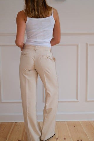 Low Waist Suit Pants in Beige · effortless scandi pants for women from ITS MAY