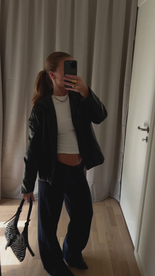 Low Waist Suit Pants in Navy · effortless scandi pants for women from ITS MAY